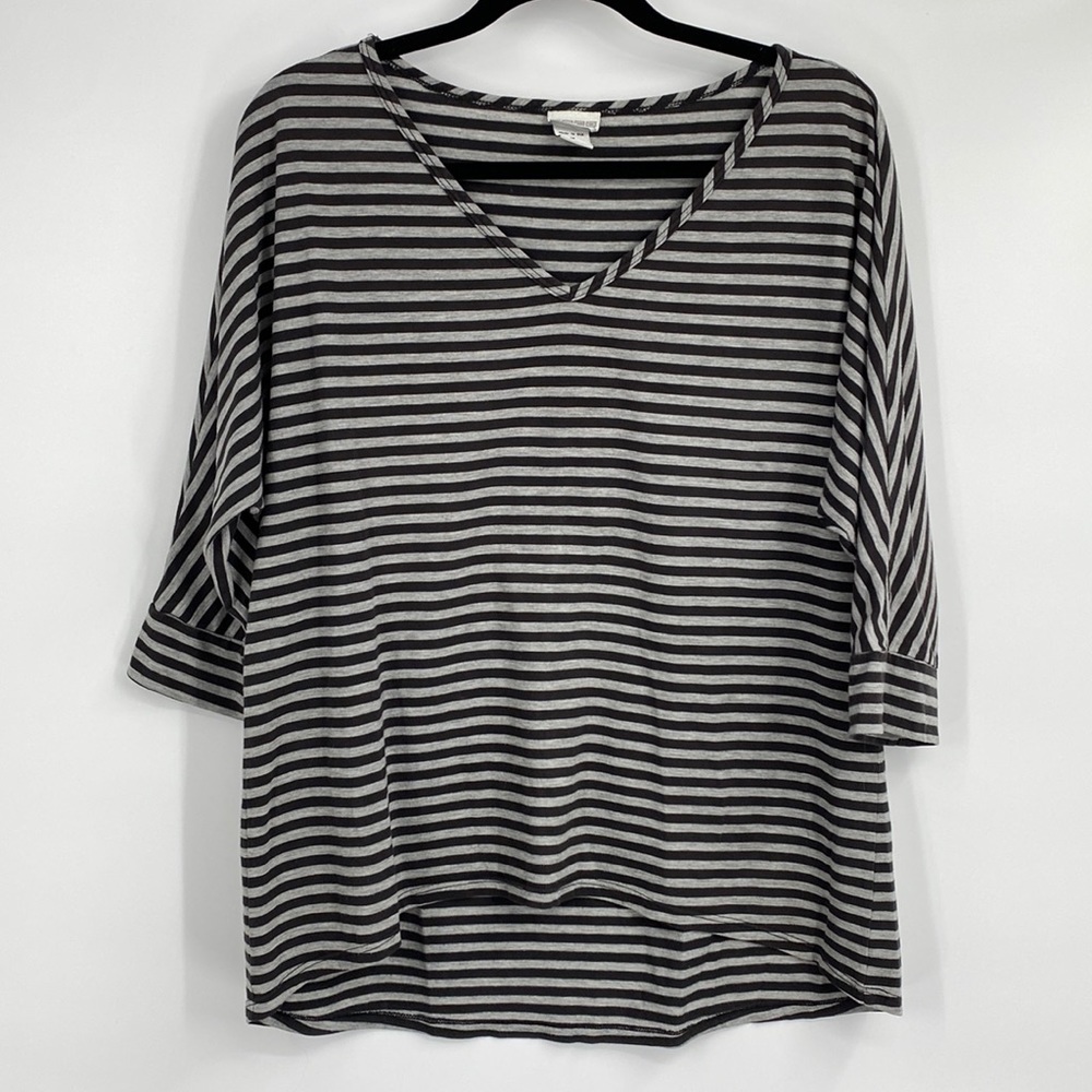 Vintage Nomadic Traders Co Black and Grey Striped 3/4 Sleeve Top